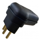 Plug Macho 2p + T 10A 250V  - 90° Triangulo Prensa Cabo - Cód 30746 - MARGIRIUS