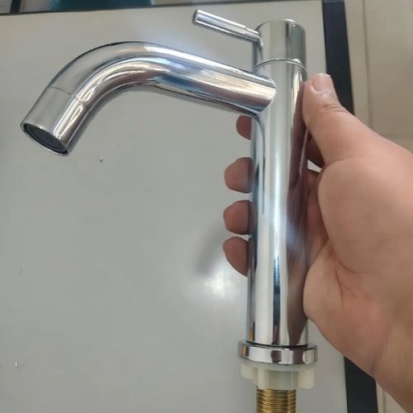 Torneira Lavatorio Baixa Metal em Inox 18cm - cód 32331 - LINHA METAL